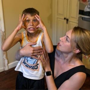 Meet your Posher, Brooke